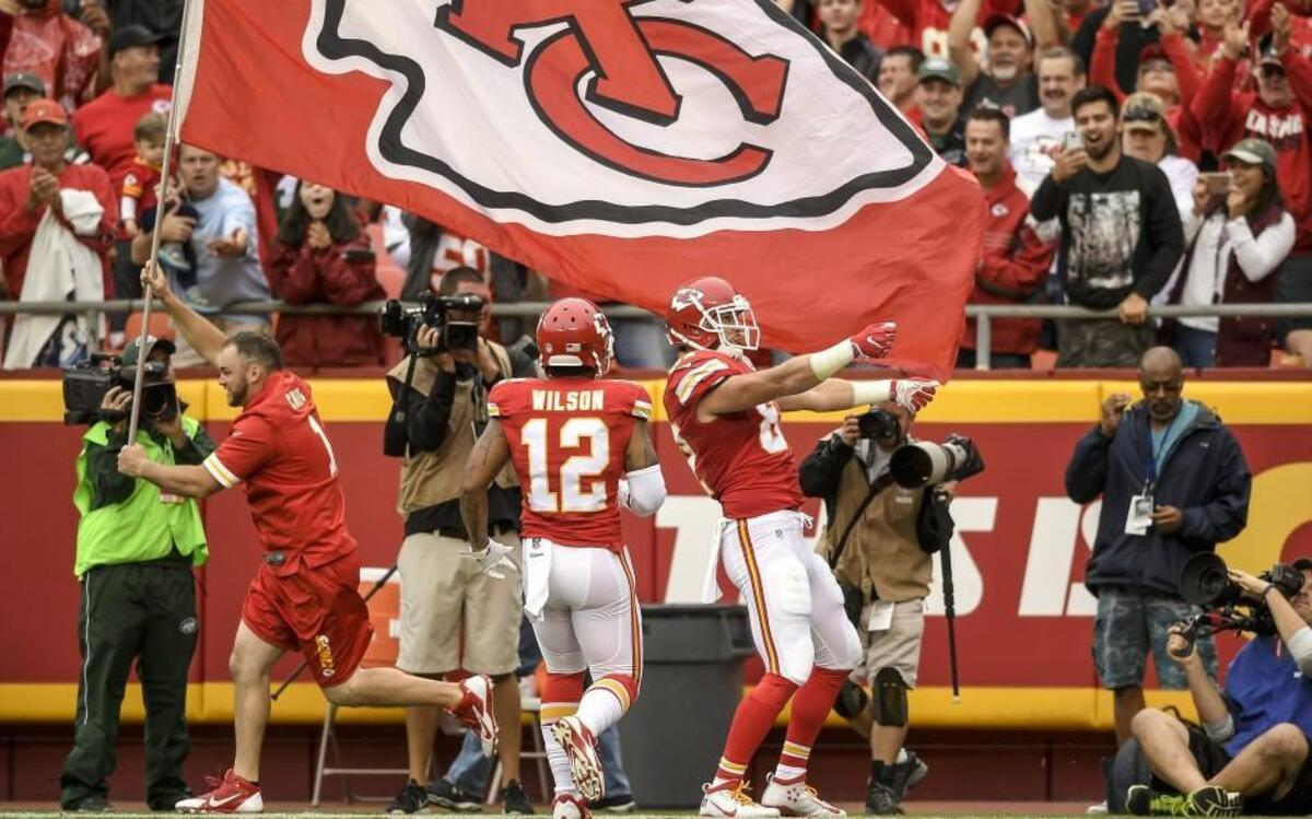 Kansas City Chiefs tight end Travis Kelce a touchdown against the New York Jets on Sept. 25 at Arrowhead Stadium.