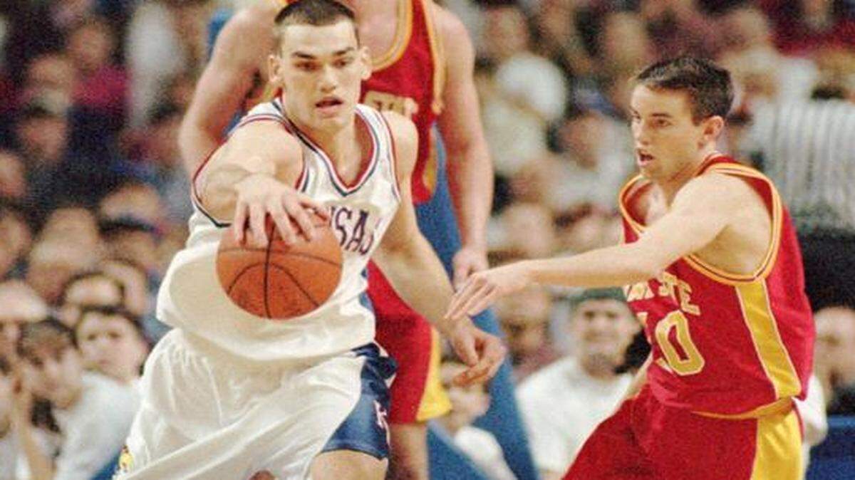 
Scot Pollard with the Jayhawks in 1995.
