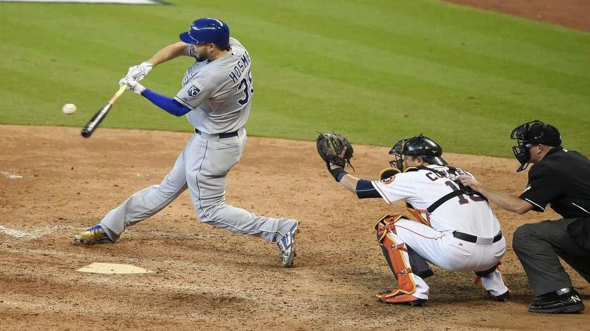 
Kansas City Royals first baseman Eric Hosmer connected on a two-run home run in the ninth inning against the Houston Astros in Game 4 of the ALCS.
