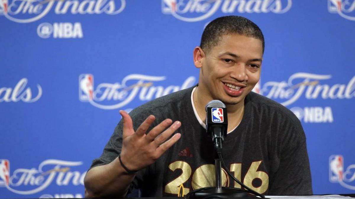 Cleveland Cavaliers head coach Tyronn Lue.