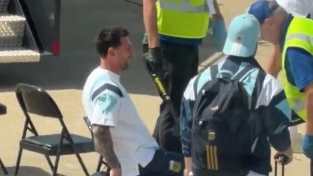 Argentina star Lionel Messi was treated like any other airline passenger.