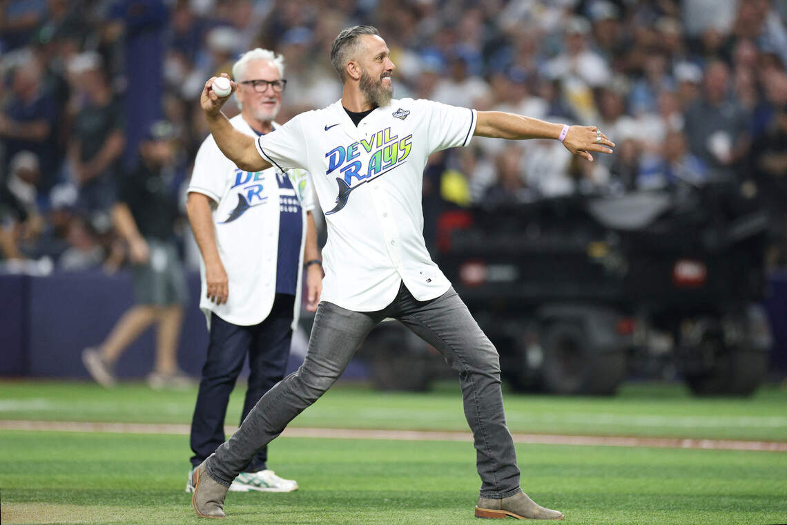 Ex-Royals pitcher nearly beaned Rays mascot with ceremonial World Series first pitch