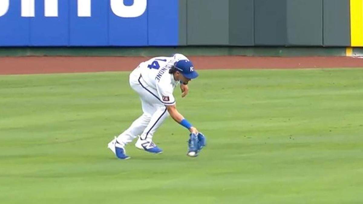 Jac Caglianone was ruled to have not caught this baseball.