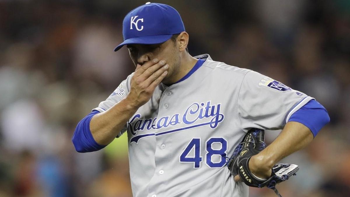 Kansas City Royals relief pitcher Joakim Soria reacted as he walks to the dugout after giving up a two-run single to Detroit Tigers designated hitter Victor Martinez on Friday.