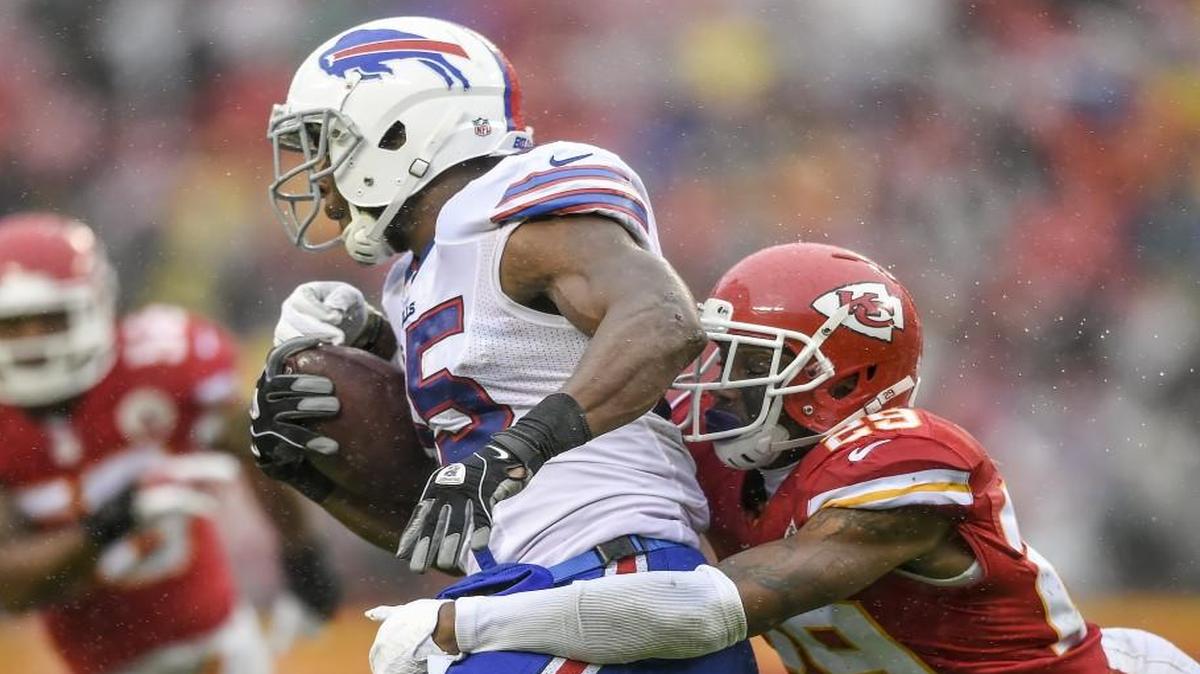 Kansas City Chiefs free safety Eric Berry tackled Buffalo Bills tight end Charles Clay during a game last month.