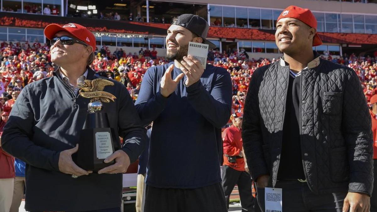 Kansas City Royals manager Ned Yost, first baseman Eric Hosmer and catcher Salvador Perez watched a video montage of the team’s 2015 playoff wins prior to the game between the Chiefs and the Pittsburgh Steelers on Oct. 25 at Arrowhead Stadium.