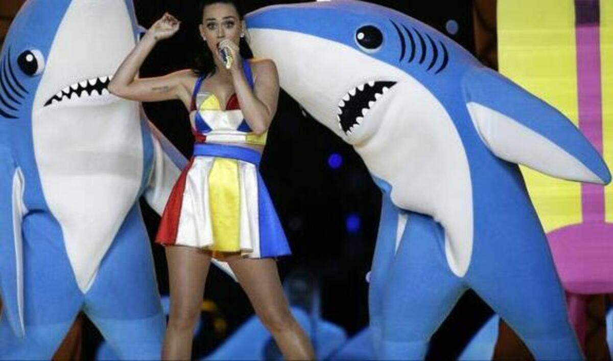 
In this Feb. 1, 2015, file photo, singer Katy Perry performs during halftime of the NFL Super Bowl XLIX football game in Glendale, Ariz. The dancing sharks that stole some of the spotlight during Perry’s Super Bowl halftime show have taken a bite out of an artist’s bid to sell small figurines of them. 
