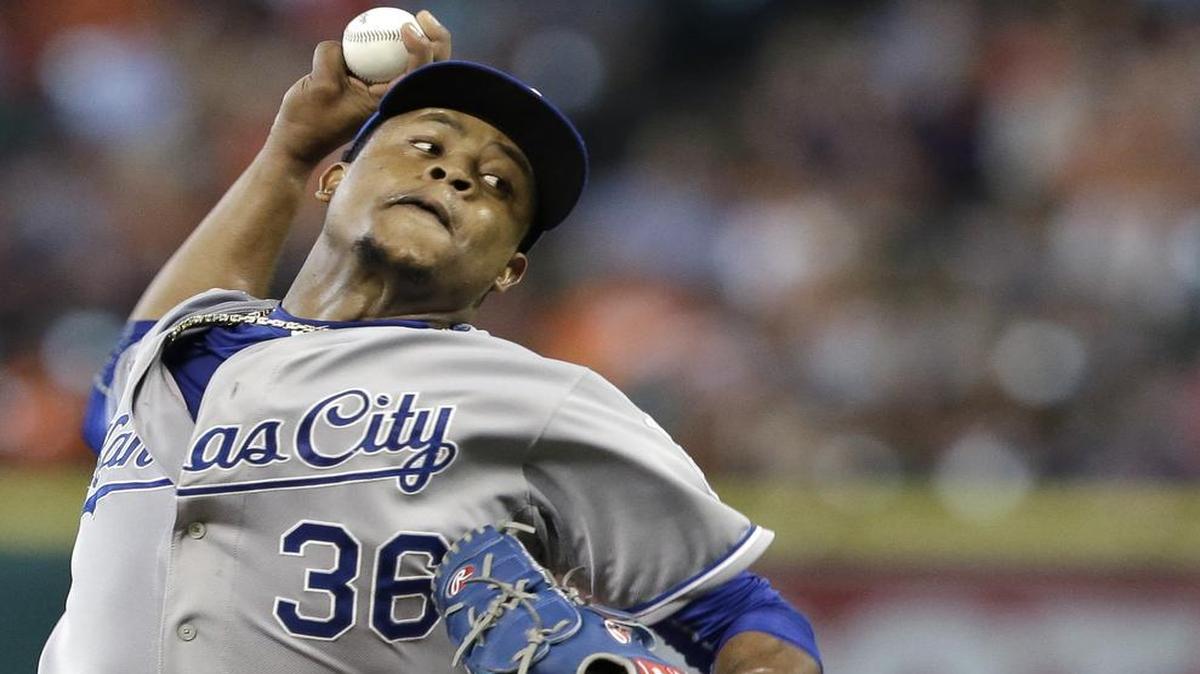
Kansas City Royals pitcher Edinson Volquez delivered a pitch against the Houston Astros on Wednesday.
