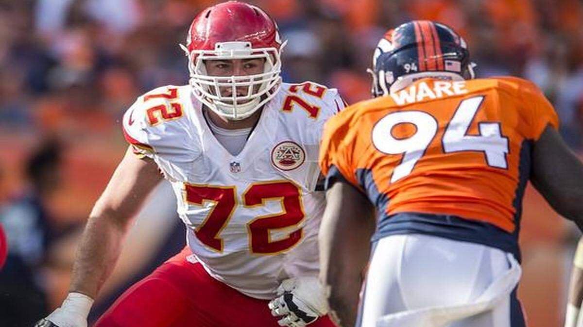 
 Chiefs tackle Eric Fisher (72) is in his first season starting as left tackle after moving from right tackle. Fisher played against the Broncos on Sept. 14 in Denver.
