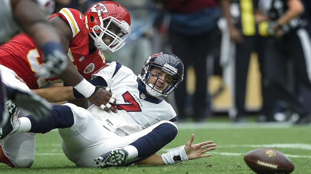
Chiefs linebacker Justin Houston stripped the ball from Texans quarterback Brian Hoyer on a second-quarter sack Sunday. The Chiefs recovered and scored one play later.
