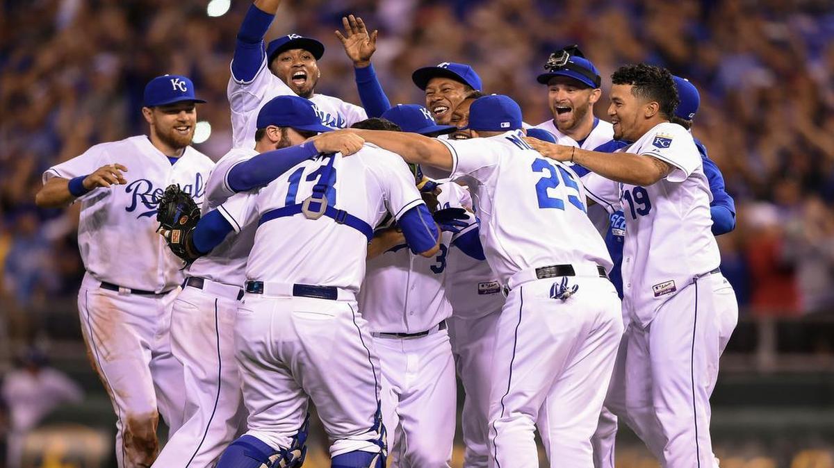 
The Royals celebrated their clinching of the American League Central Division title after a 10-4 win over the Seattle Mariners on Thursday at Kauffman Stadium.
