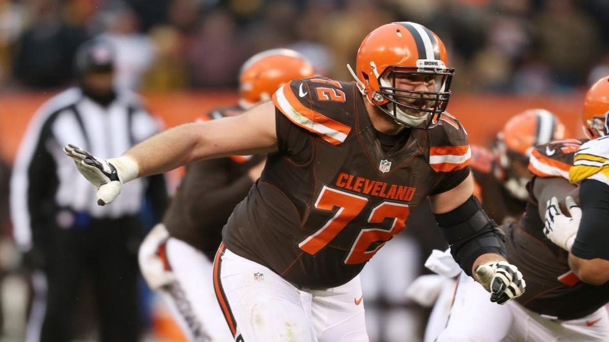 Right tackle Mitchell Schwartz with the Cleveland Browns.