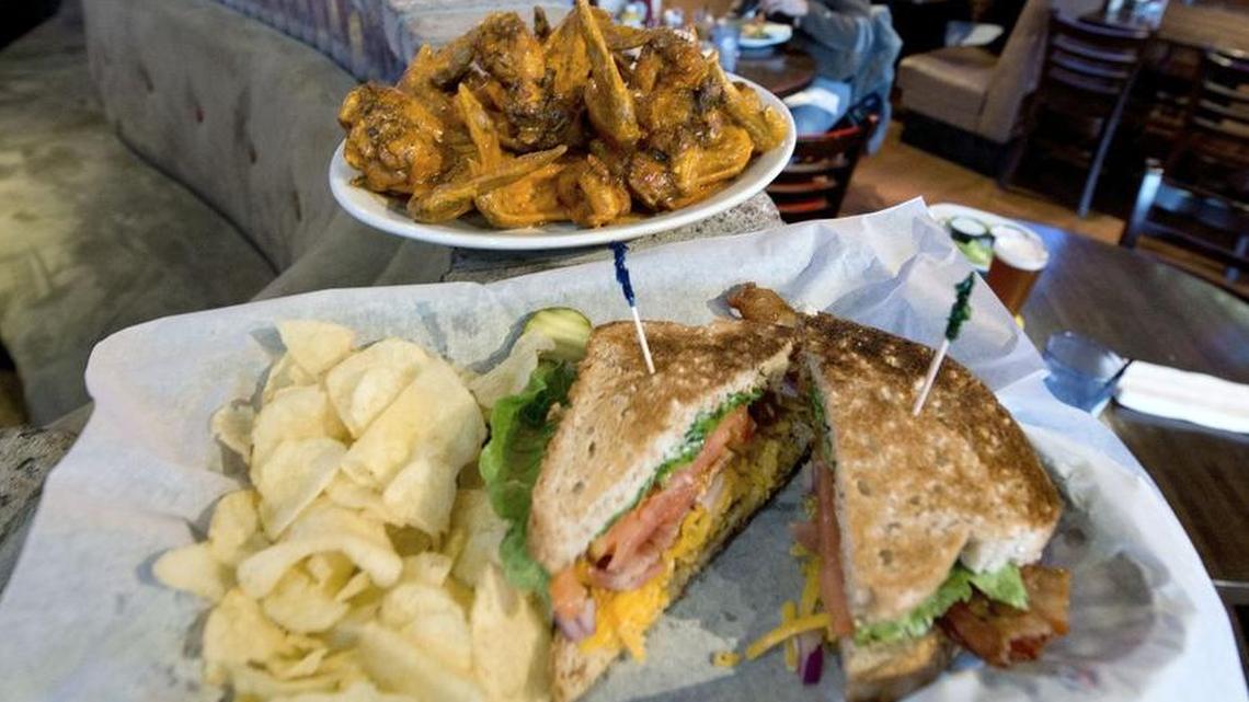 Hungry for some Mellinger Minutes? We’re serving up this pre-Christmas Edition with a heaping helping of insight and a BLT sandwich and wings from The Peanut.