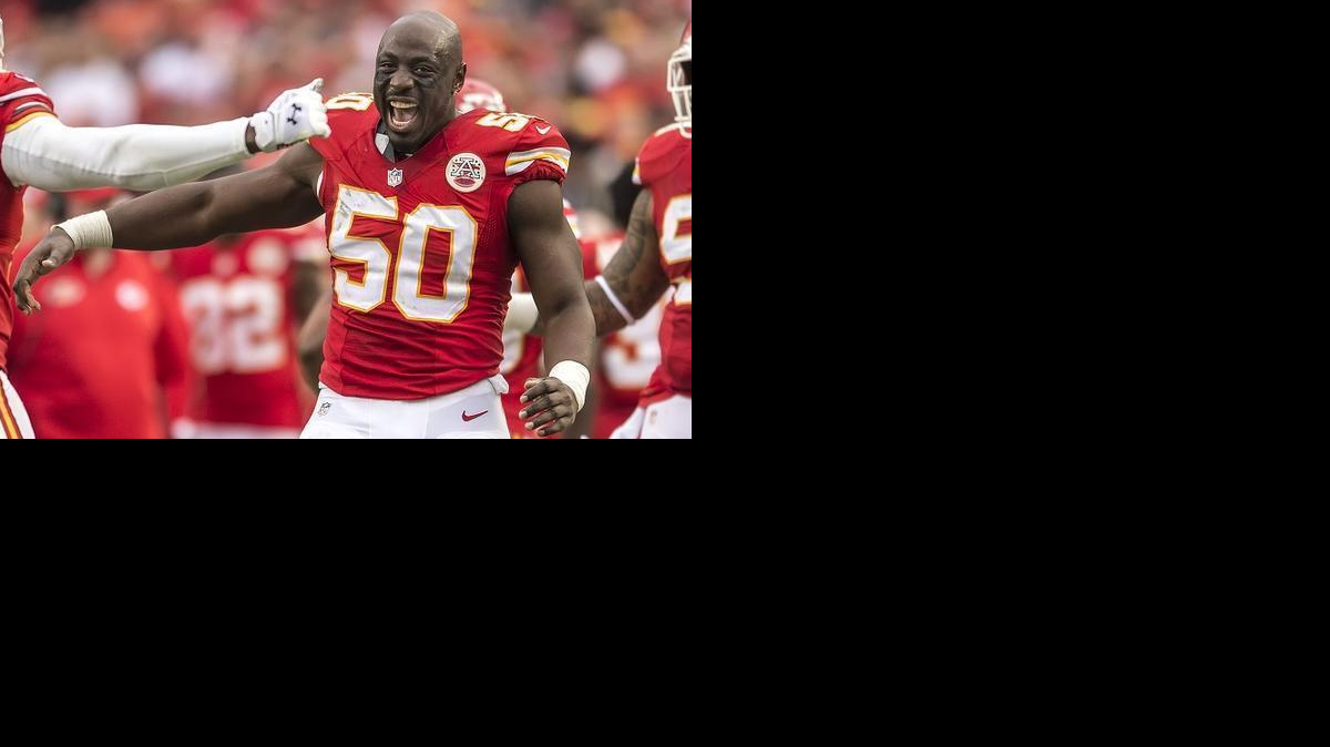 
Chiefs linebacker Justin Houston held a firm line during contract talks last year and gambled that he’d have a productive 2014 season. Setting a new single-season franchise record for sacks certainly qualifies.
