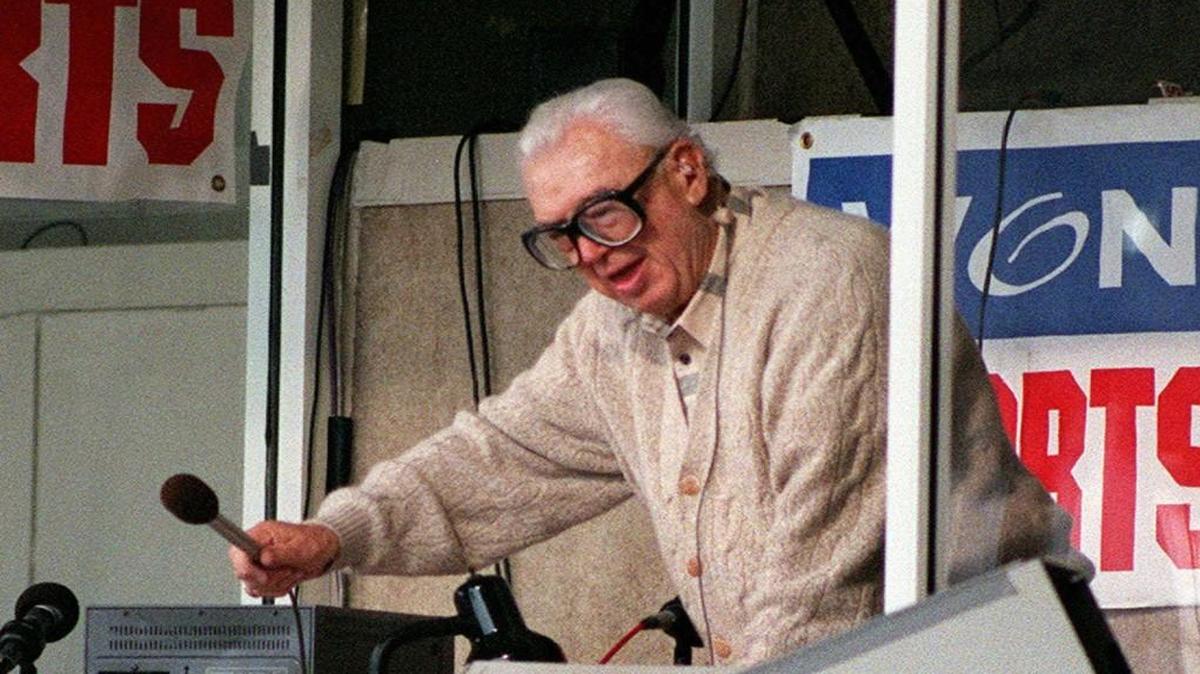 Former Chicago Cubs announcer Harry Caray.