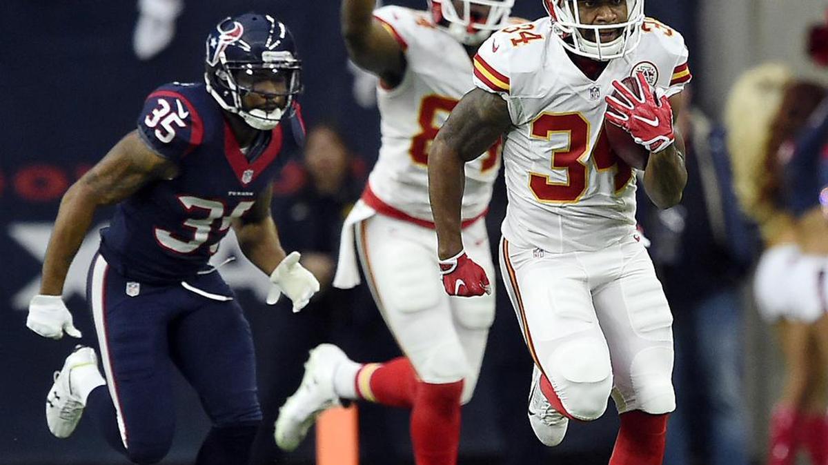 From the opening kickoff to the end, it was a runaway game for the Chiefs on Saturday in Houston. Knile Davis returned the opening kickoff for a touchdown, and Kansas City continued to dominate.