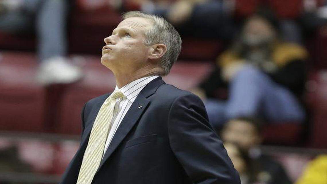 
Missouri coach Kim Anderson has suffered through 11 straight losses in the Southeastern Conference.
