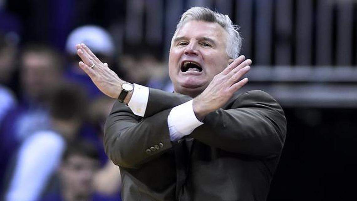 
Enough was enough for Bruce Weber, who moved quickly to rid his team of players he deemed unproductive to his goals. Now, though, it’s all on the coach.
