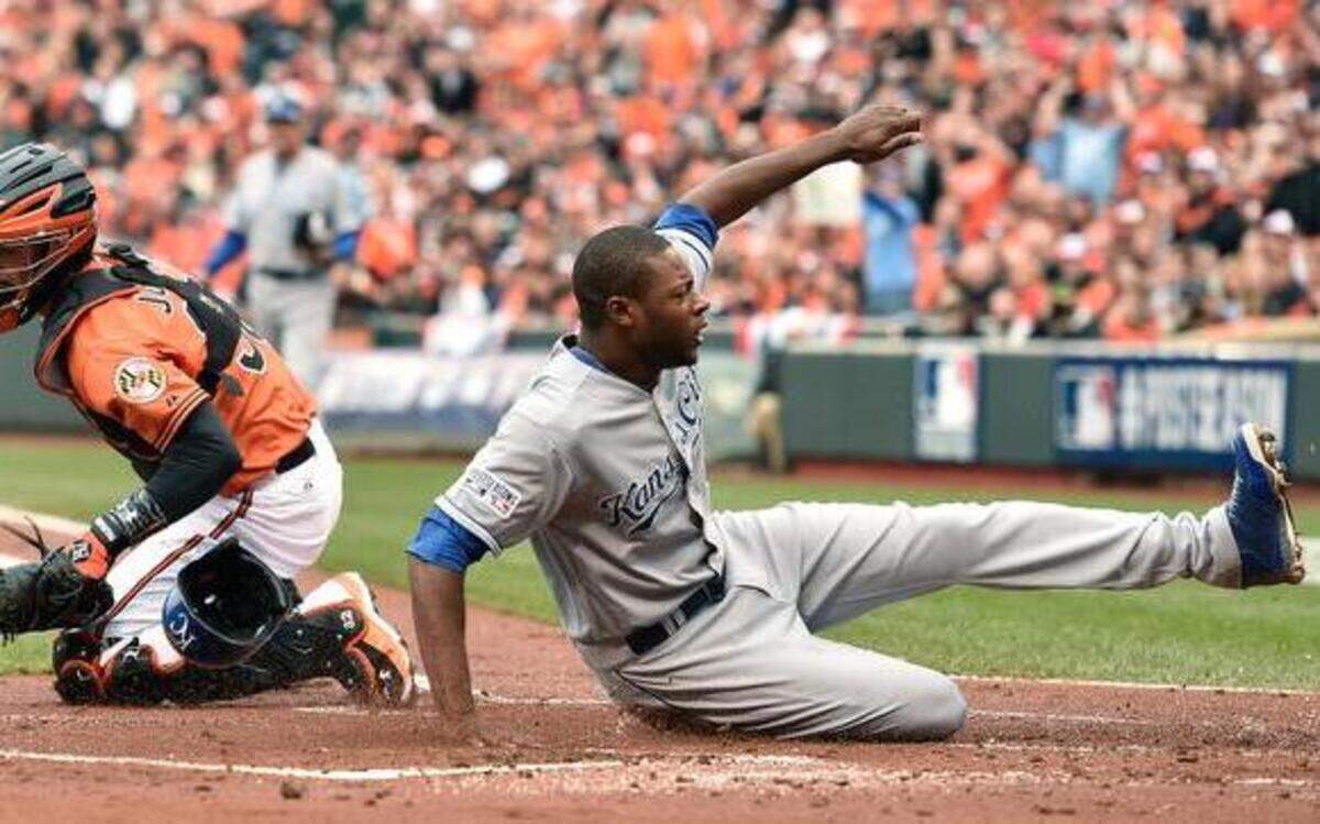 
Lorenzo Cain scored in the first inning of Saturday’s game.


