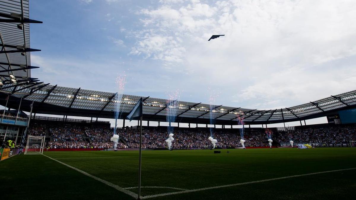 
Three days after inclement weather forced the first soccer postponement in Sporting Park history, Sporting Kansas City and Colorado have settled on a makeup date: Oct. 21.

