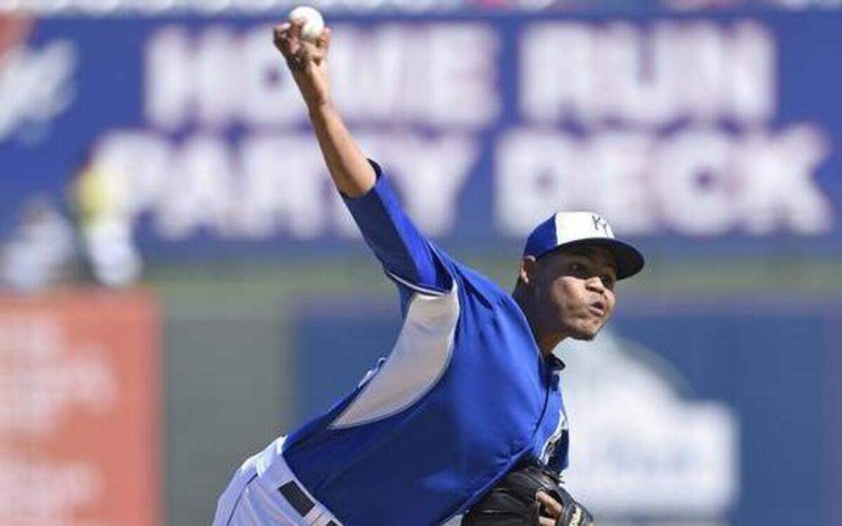 
Royals pitcher Miguel Almonte throws during Thursday's spring training game against the Rangers in Surprise, Ariz.
