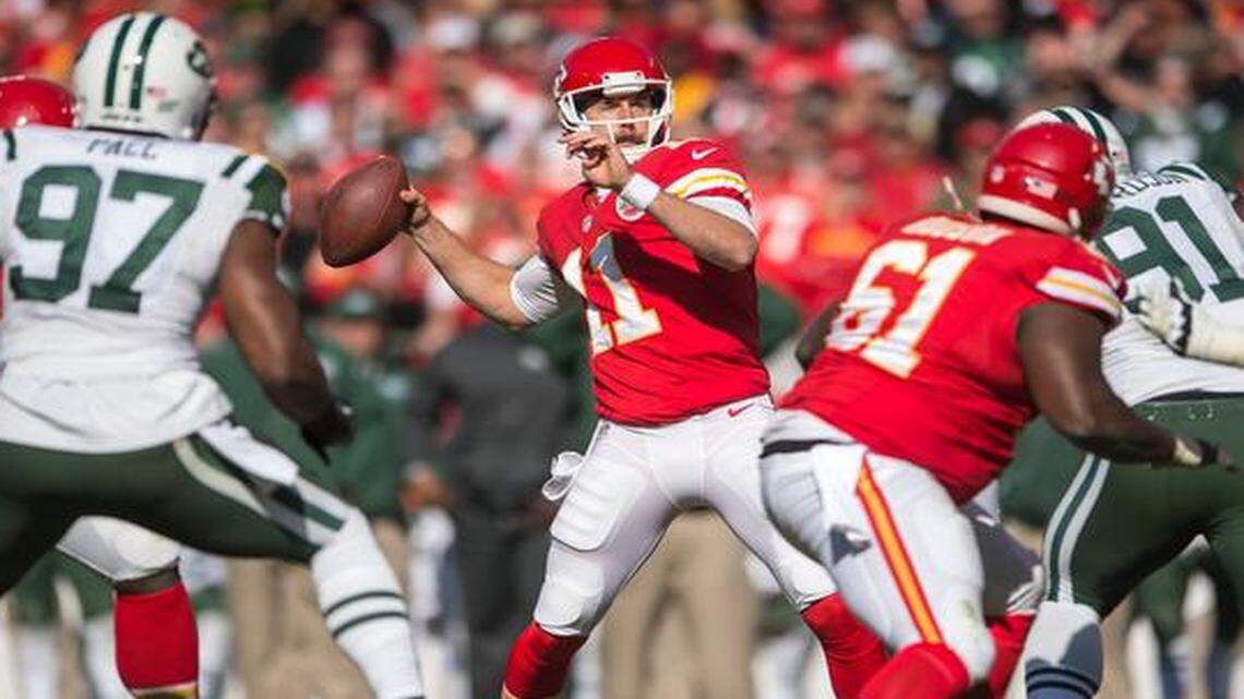 
Chiefs quarterback Alex Smith threw two touchdown passes against the Jets on Sunday, including a 12-yarder to tight end Travis Kelce on this play in the second quarter.
