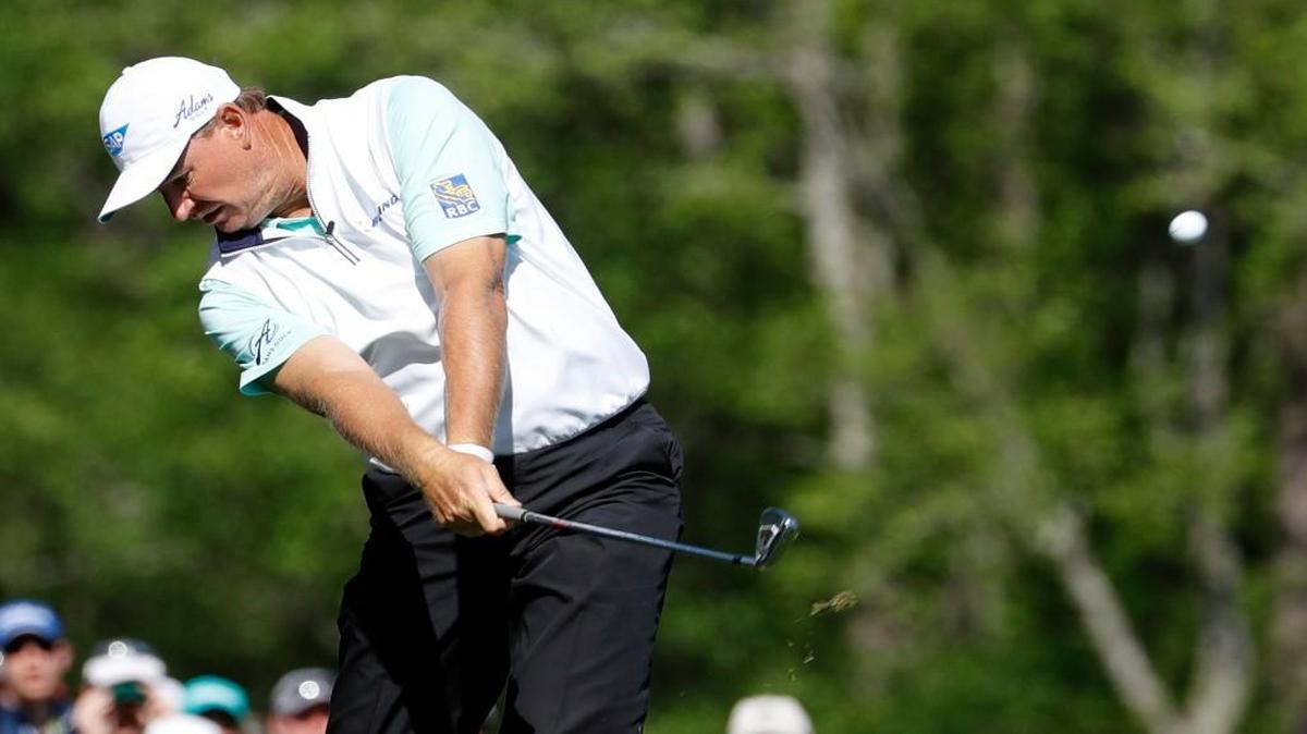 Ernie Els finished 8-over 80 Thursday in the first round of the Masters after having major putting problems.