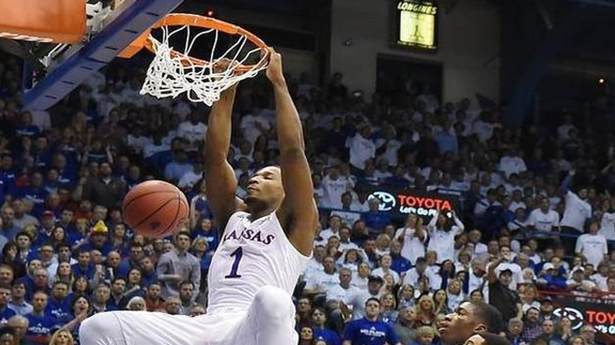KU’s Wayne Selden, who scored 33 points, got behind the Kentucky defense for an easy dunk during the first half of the Jayhawks’ 90-84 overtime win Saturday night at Allen Fieldhouse.
