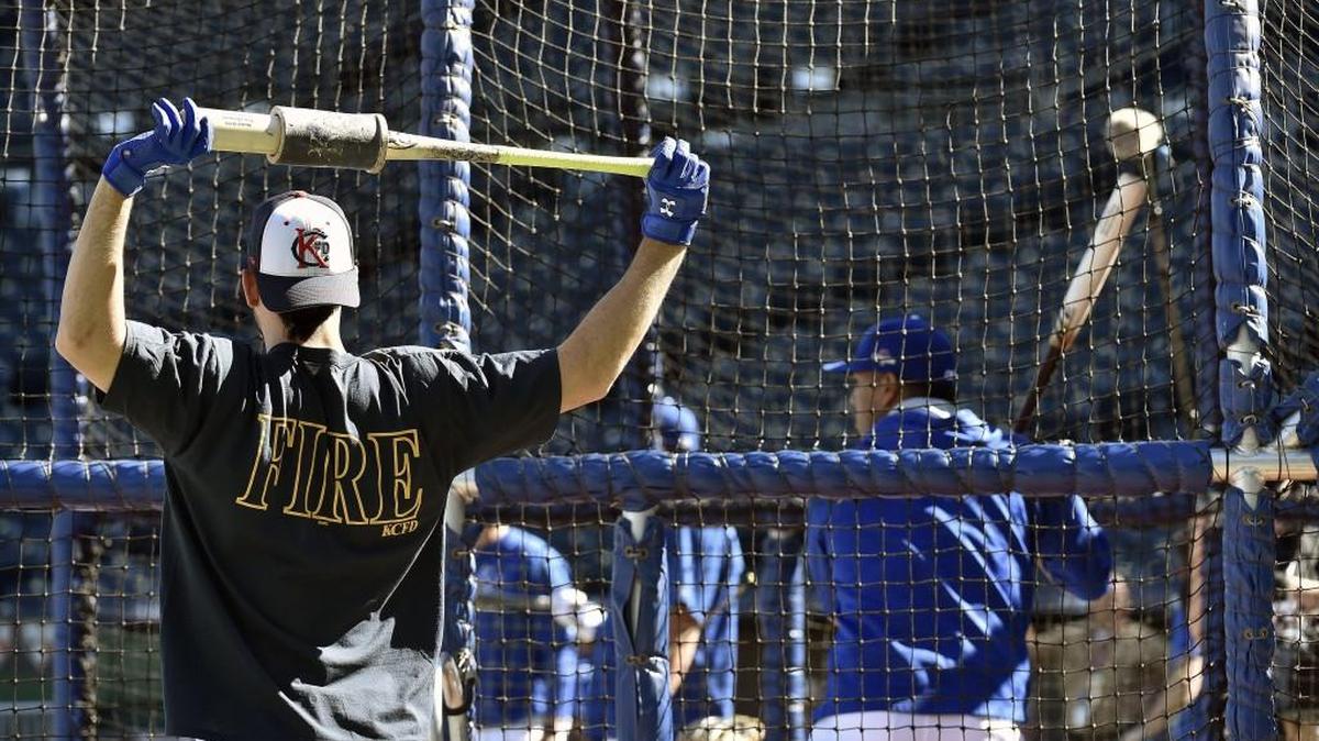 
Eric Hosmer, watching Salvador Perez take batting practice Tuesday, grew up the son of a firefighter. Like his teammates, Hosmer expressed sympathy for loved ones of the two KC firefighters who died on duty Monday night.
