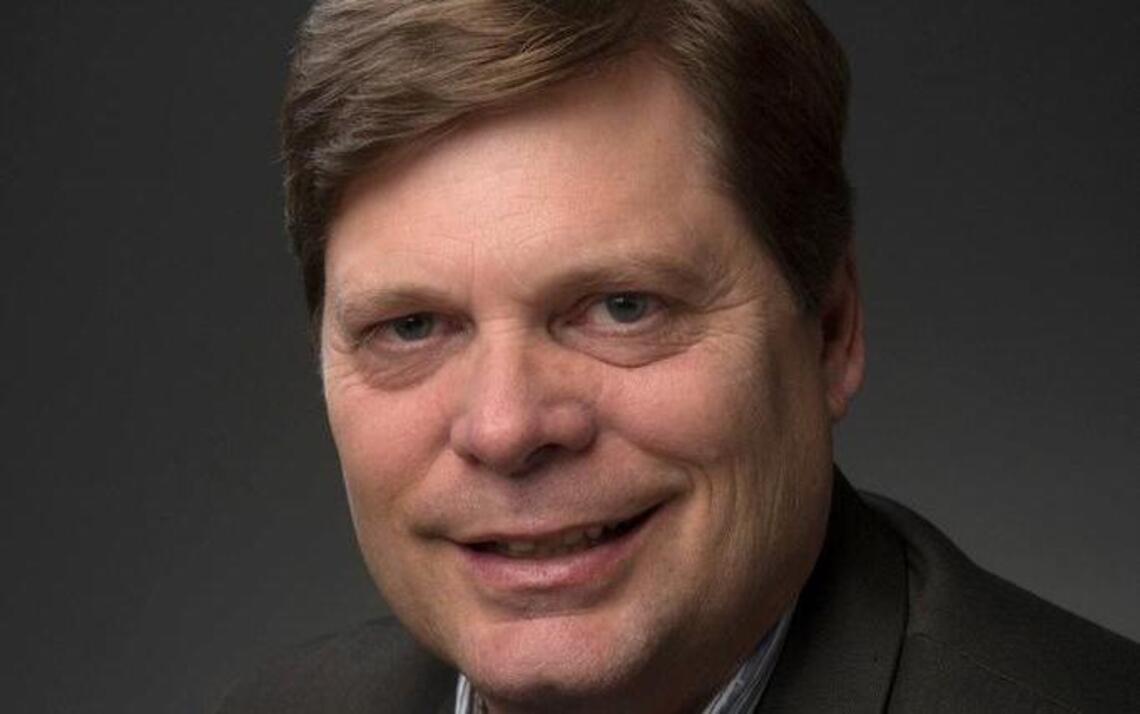 The Star’s Blair Kerkhoff inducted into basketball writers’ Hall of Fame