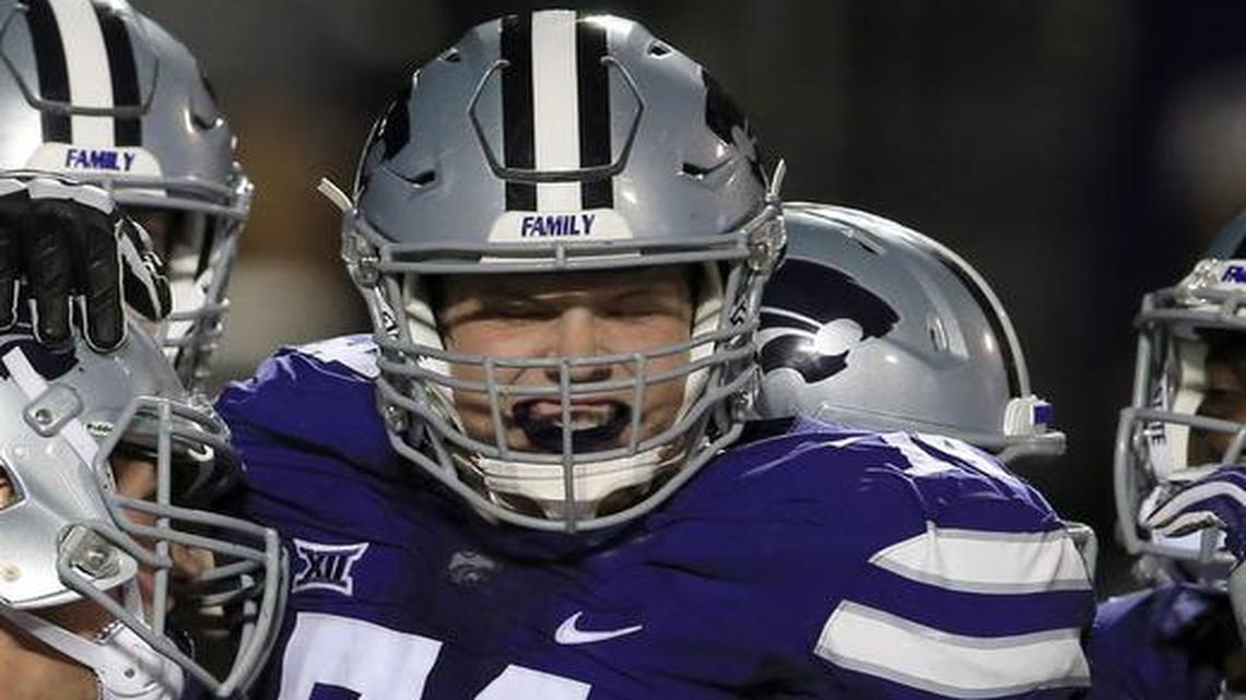 Kansas State’s Scott Frantz (right) celebrated a touchdown with his teammates during a game last September.