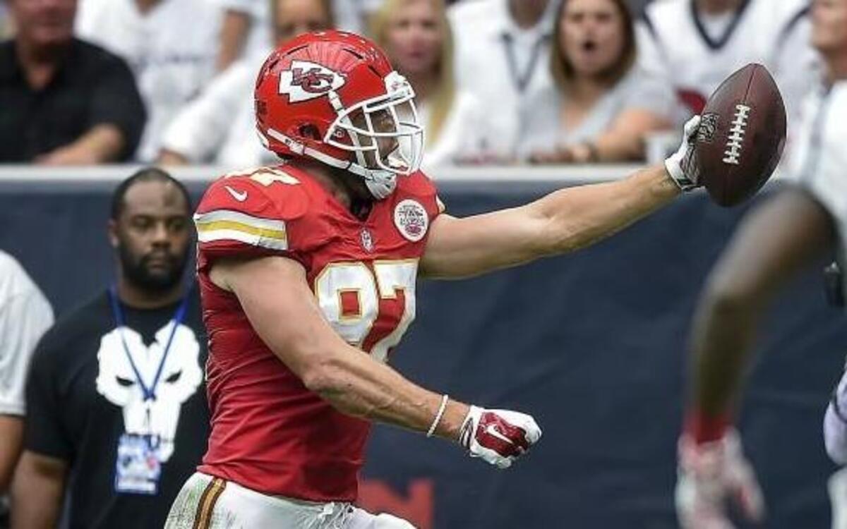Kansas City Chiefs tight end Travis Kelce scored on a 42-yard pass catch and run against the Houston Texans on Sept. 13.