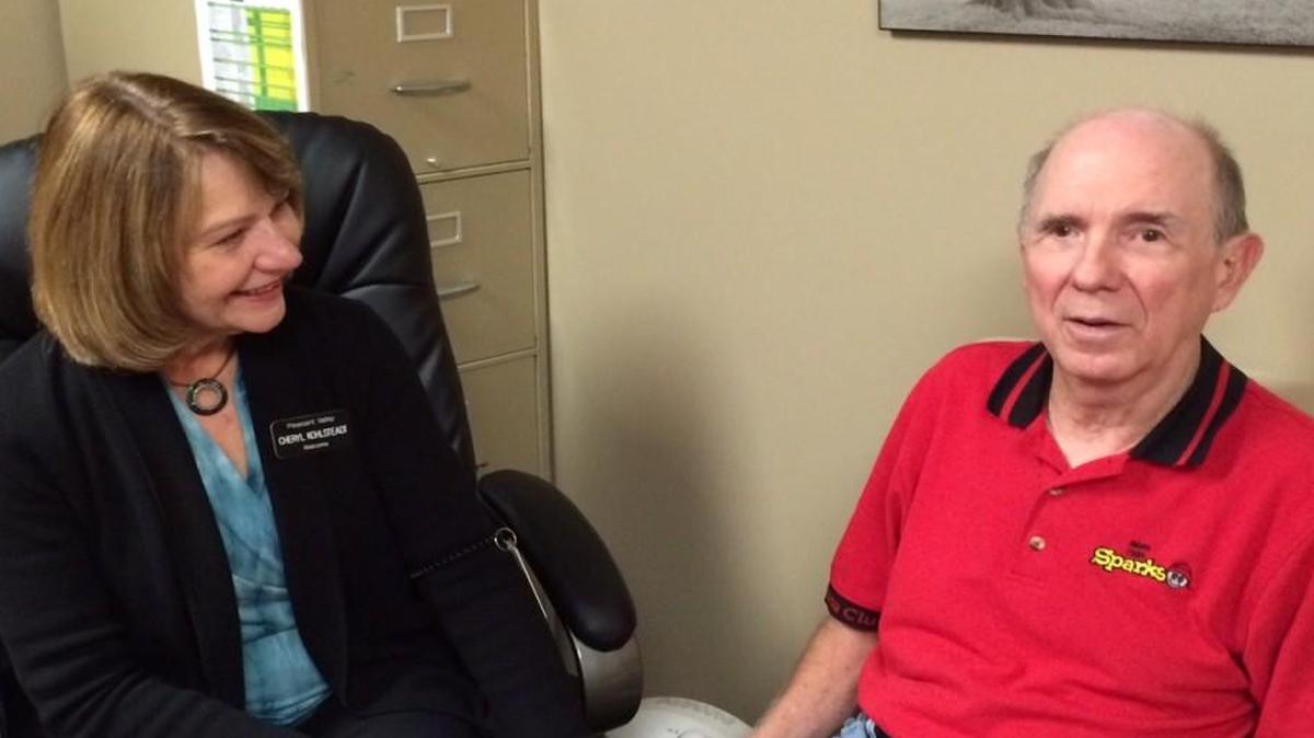 Allen Kohlsteadt, who was diagnosed with retinitis pigmentosa some 40 years ago, and his wife, Cheryl, will walk 13.1 miles in the Kansas City Marathon on Saturday.