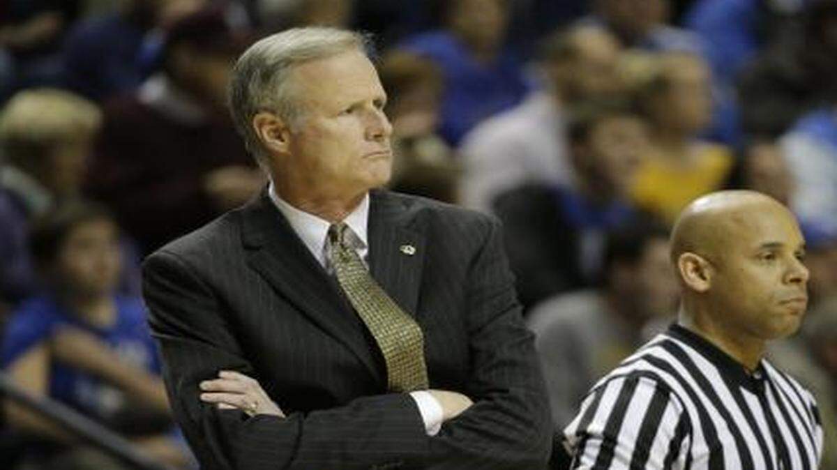 
Mizzou coach Kim Anderson on his rough first season: “You know why it’s hard? It’s hard because this is my school. And you don’t ever want to let anybody down.”
