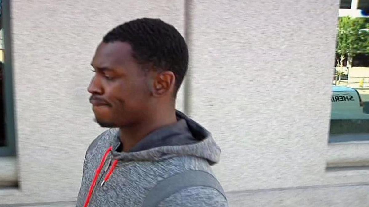 
In this image made from video and provided by KNTV, San Francisco 49ers Aldon Smith walked past cameras after being released from the Santa Clara County Jail on Friday, Aug. 7, 2015 in San Jose, Calif. Santa Clara Police arrested Smith on charges of hit and run, drunken driving and vandalism. 
