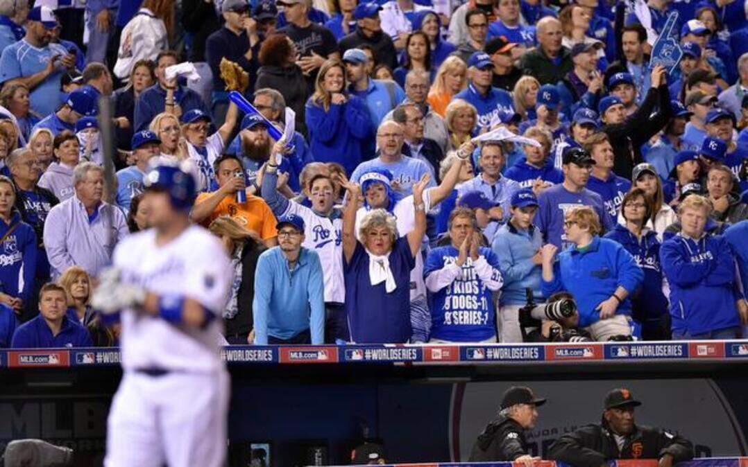 Royals fans at Kauffman Stadium cheered Wednesday night as their team began to rally in the sixth inning of game two of the World Series.
