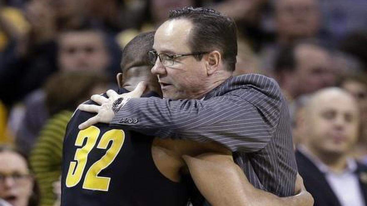 
Wichita State coach Gregg Marshall shared a hug with Tekele Cotton after the team’s 81-70 loss to Notre Dame in the Sweet 16 on Thursday night.


