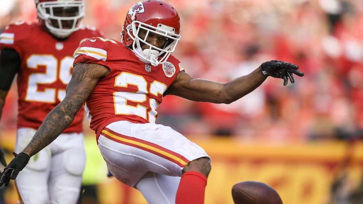 Chiefs cornerback Marcus Peters punted the ball into the crowd after he recovered a fumble in the end zone against the Jaguars in Sunday’s game at Arrowhead Stadium.