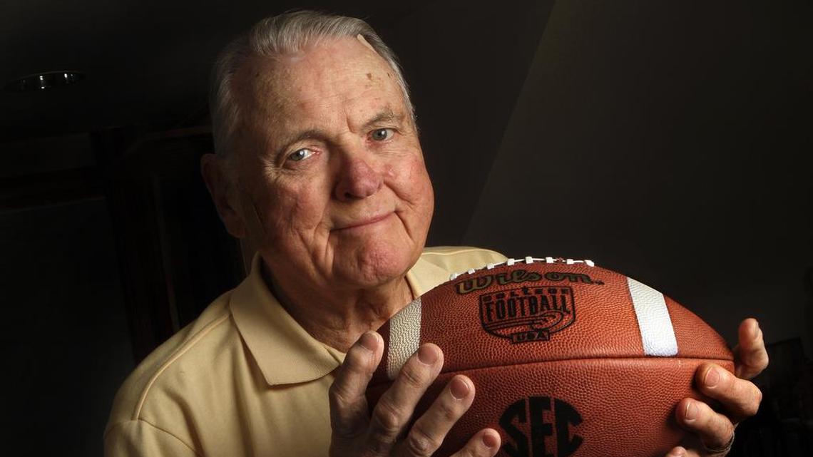 Legendary broadcaster Keith Jackson, who died Friday night at the age of 89, was the voice of college football to many viewers.