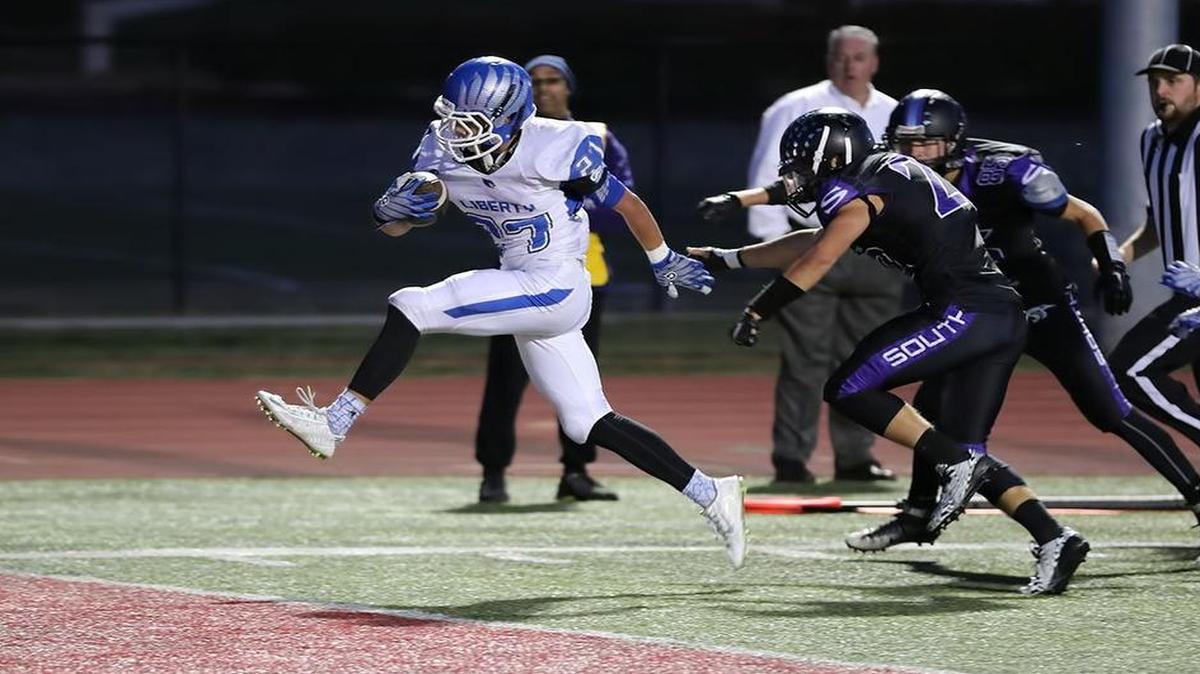 Defenses will have to try to stop Liberty’s Robert Rawie this season. He rushed for 1,400 yards last year.