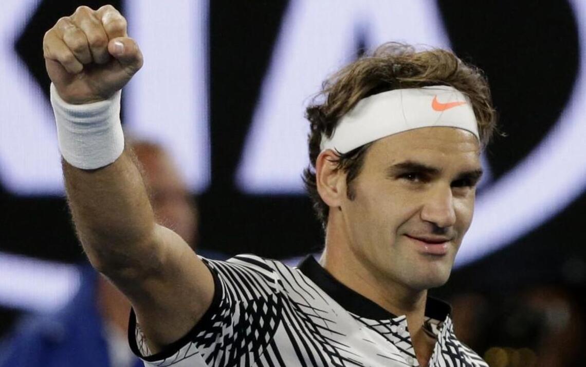 Federer joins Murray in 4th round at Australian Open, but Sock falls