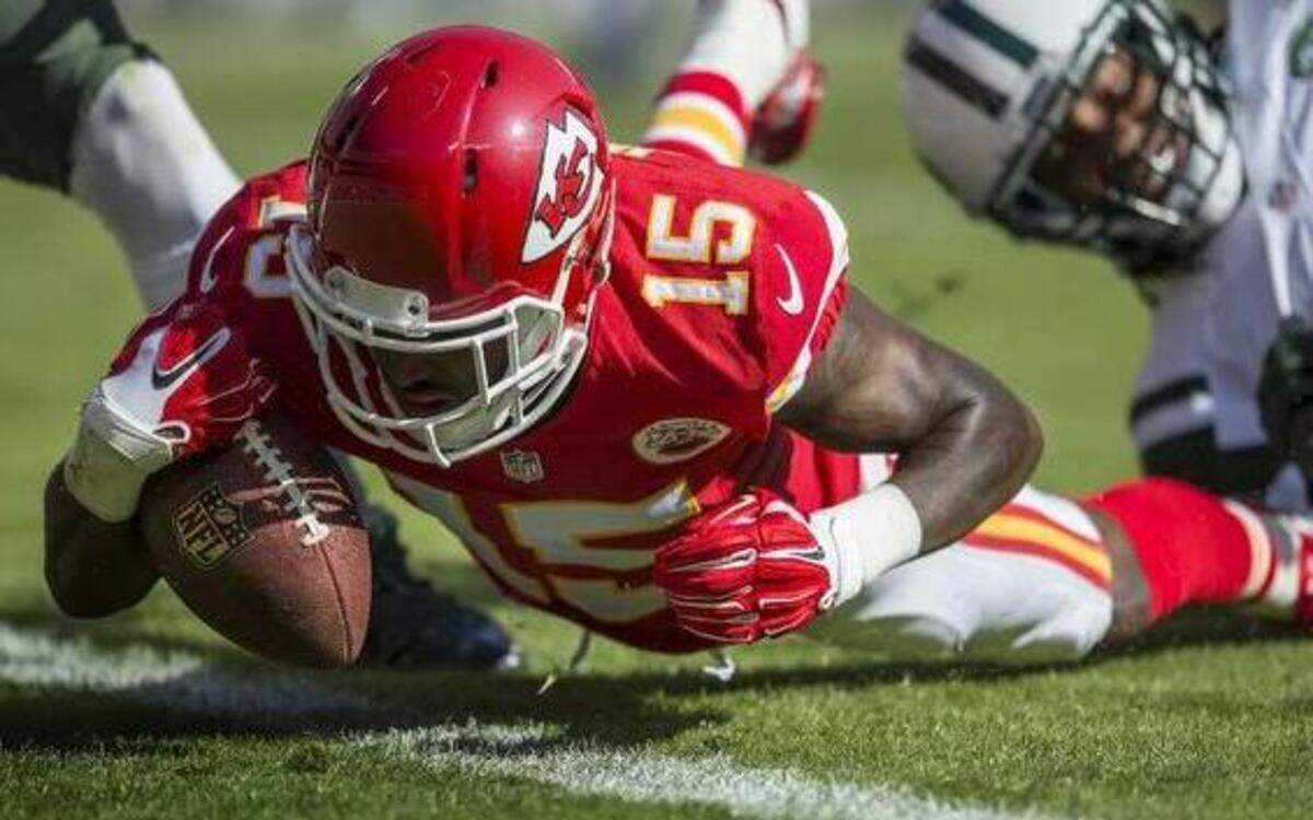 
Chiefs wide receiver A.J. Jenkins, who has stepped into the starting lineup, did not practice Thursday after injuring his shoulder in Wednesday's practice.
