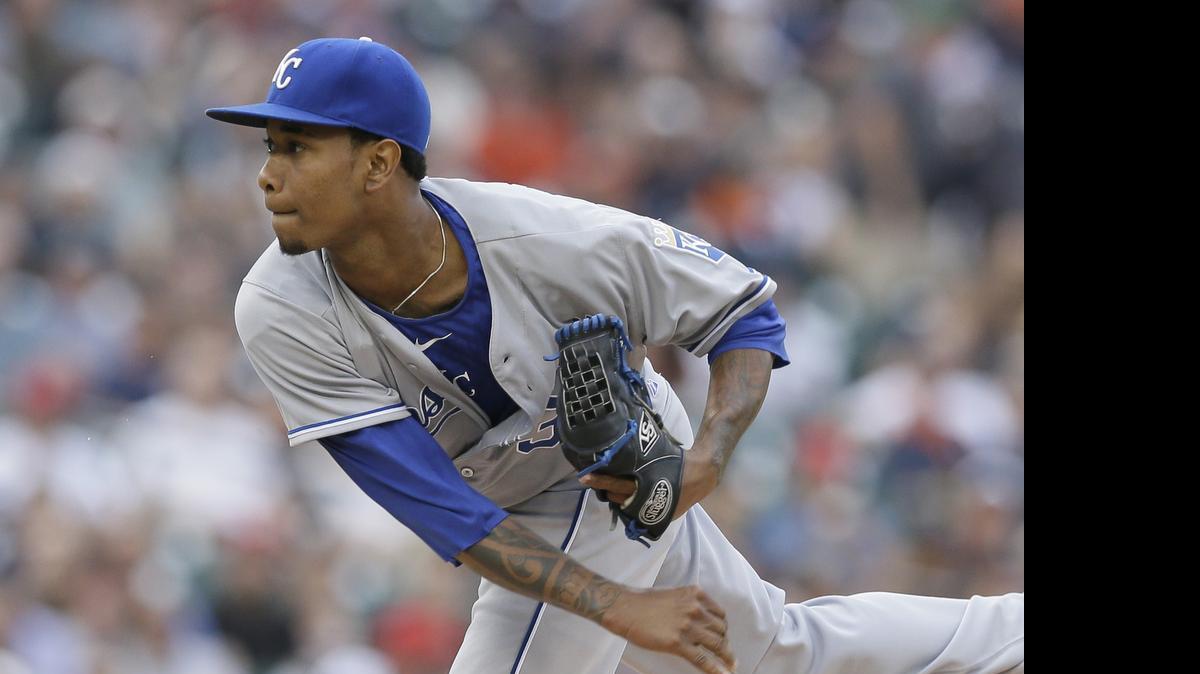 
Kansas City Royals starting pitcher Yordano Ventura throws during the first inning of a baseball game against the Detroit Tigers, Friday, May 8, 2015, in Detroit. 
