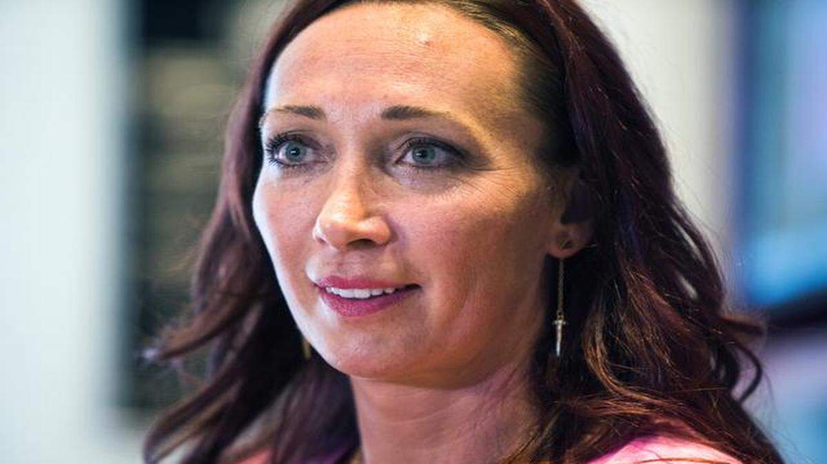 
WIN for KC on Tuesday announced the winners of its major awards that will be presented at a Feb. 12 luncheon at Sheraton Crown Center. The guest speaker will be Amy Van Dyken-Rouen, who won six Olympic gold medals as a swimmer and is now regaining her ability to walk after an ATV accident left her paralyzed. 
