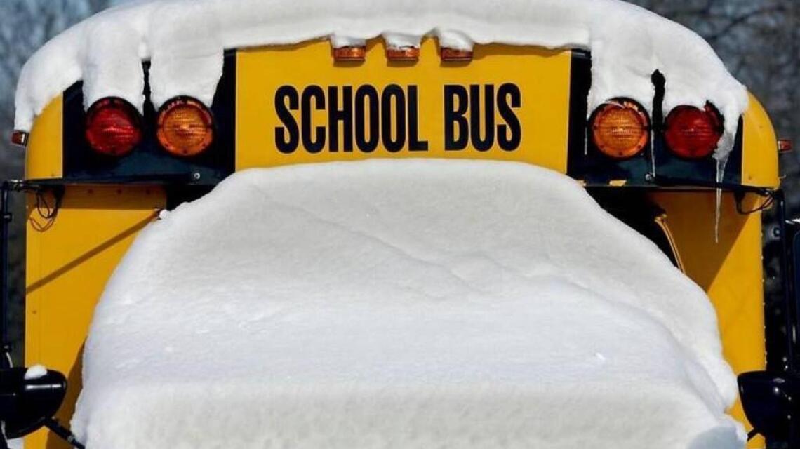 How cold is too cold? Here’s how two KC area school districts decide to cancel classes